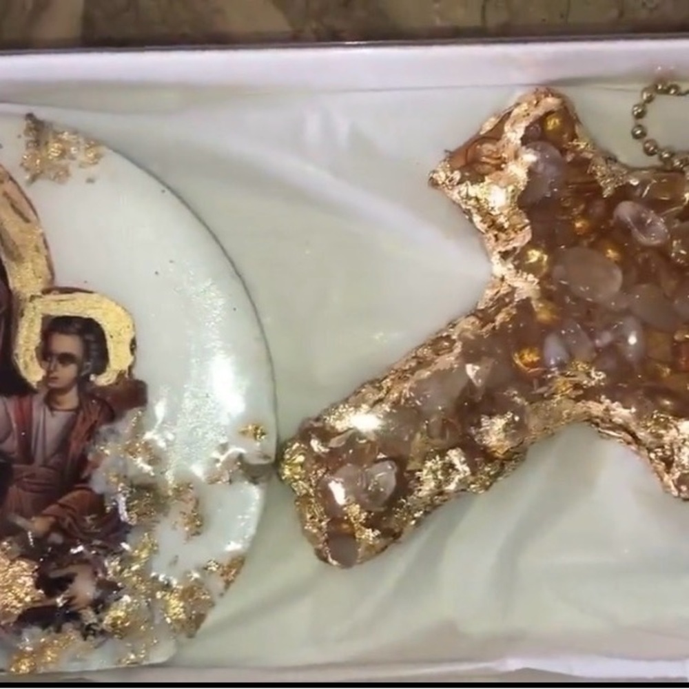 RELIGIOUS ICON & CROSS CITRINE & QUARTZ - Picture 3 of 3